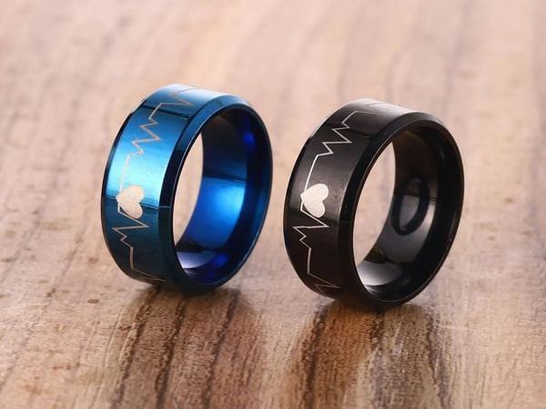 Pack Of 2 Unique Heartbeat Design Charm Ring Steenles Steel Band Rings For Unisex
